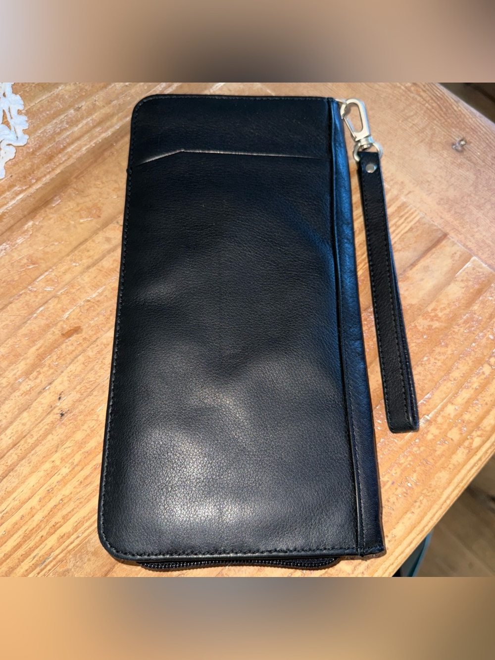 Vintage Dilana Leather Travel Wallet Passport Organizer Zip Around Made Italy